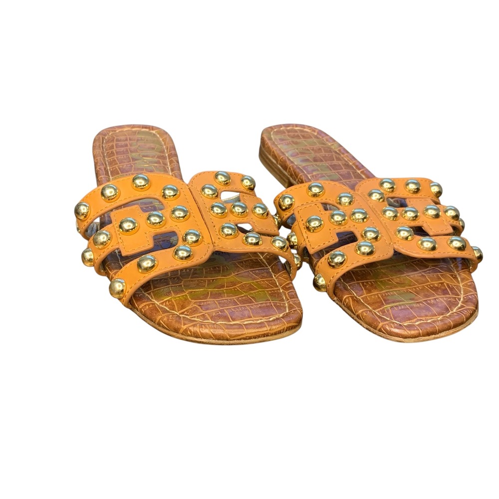 Sam Edelman Bay14 brown leather with studded gold decor slip on sandal. Size 6